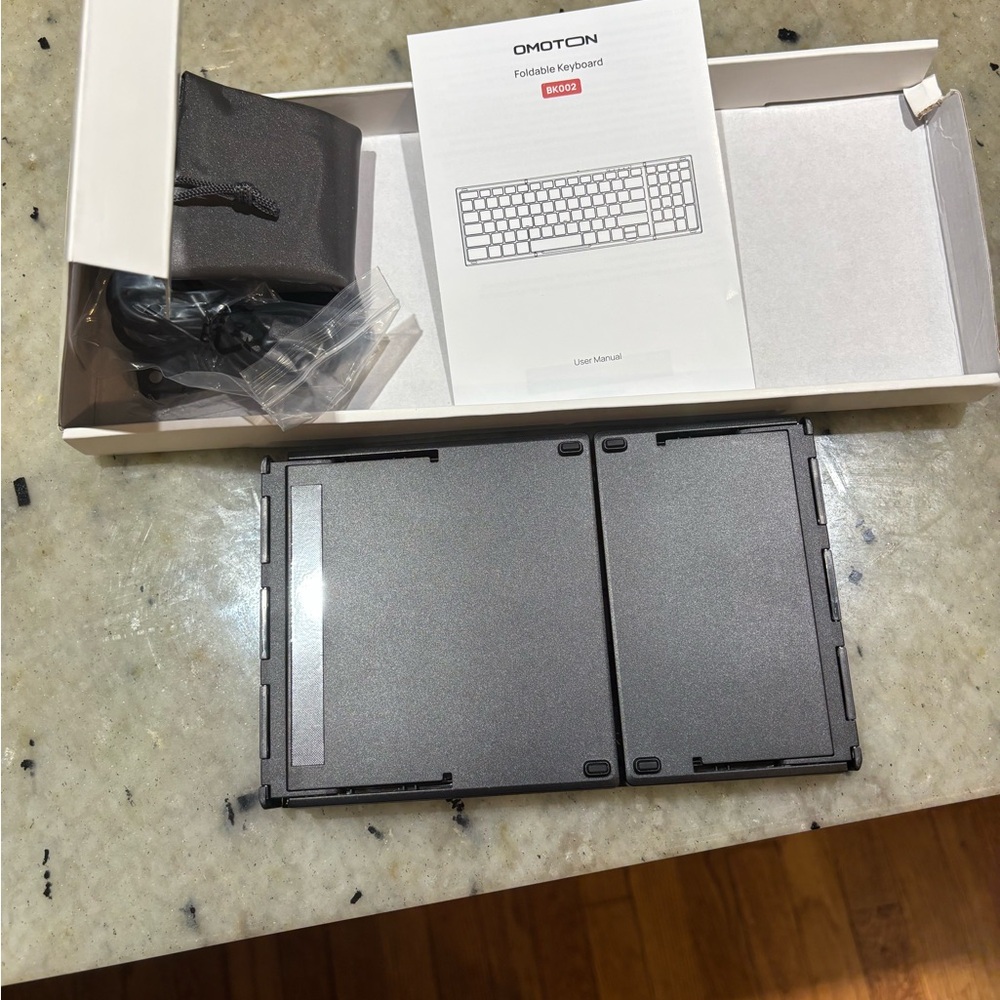 Black Wireless Keyboard - Picture 3 of 5